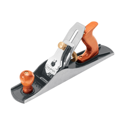 Cepillo para carpintero #5 base estriada, Truper